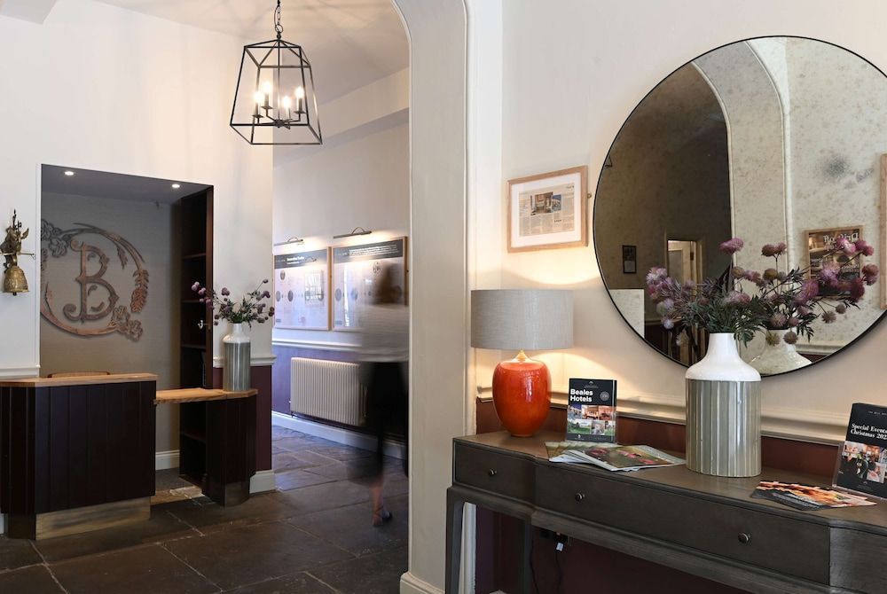 The Bell Hotel, Saxmundham 2