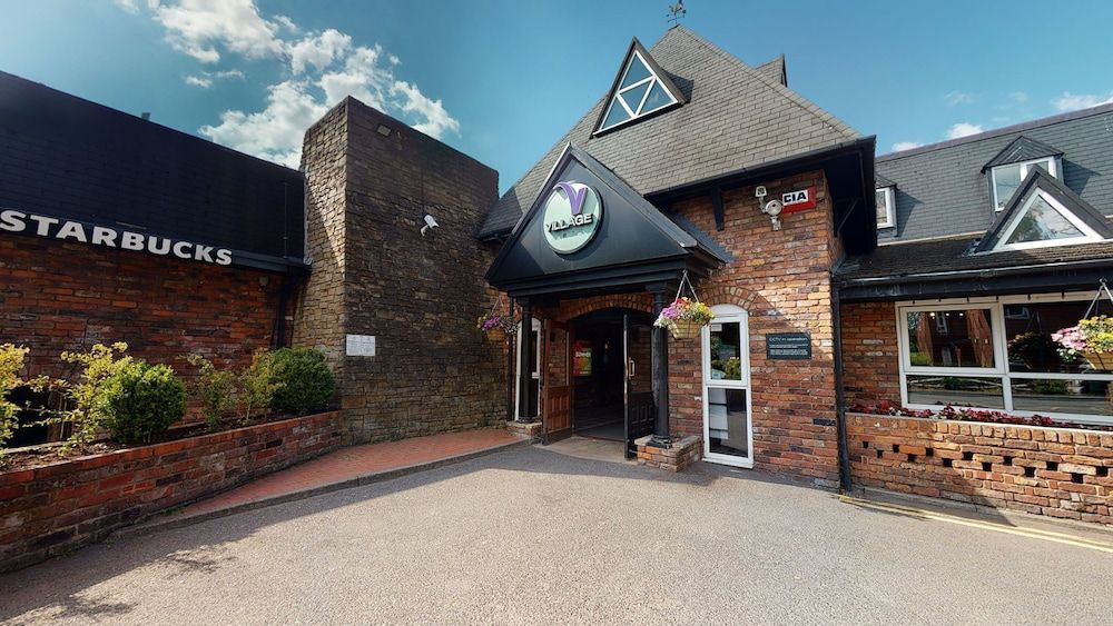 Village Hotel Manchester Hyde 1