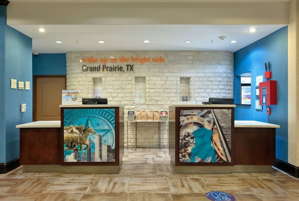 La Quinta by Wyndham Dallas Grand Prairie South 1