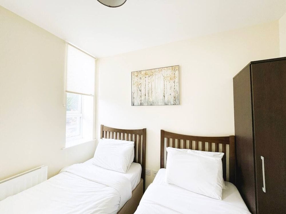 Golden Heights 7 2