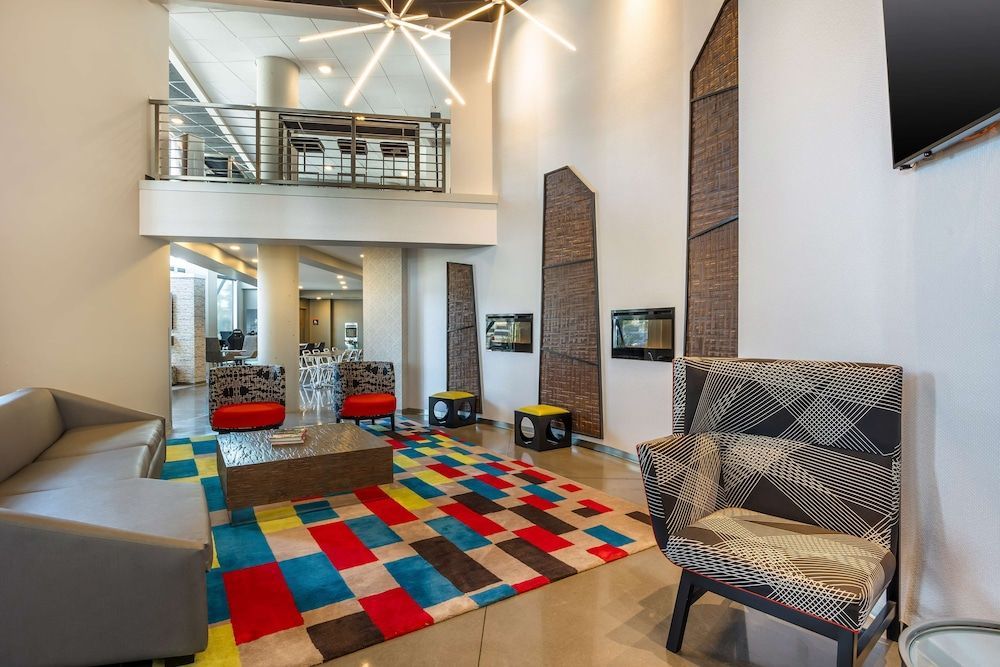 Best Western Premier Springfield Plaza District Hotel 2