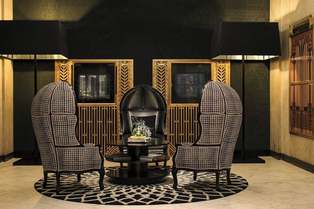 Renaissance Cincinnati Downtown Hotel 2