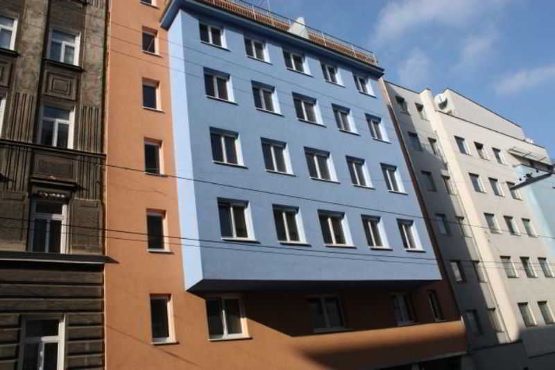 Royal Living Apartments 2