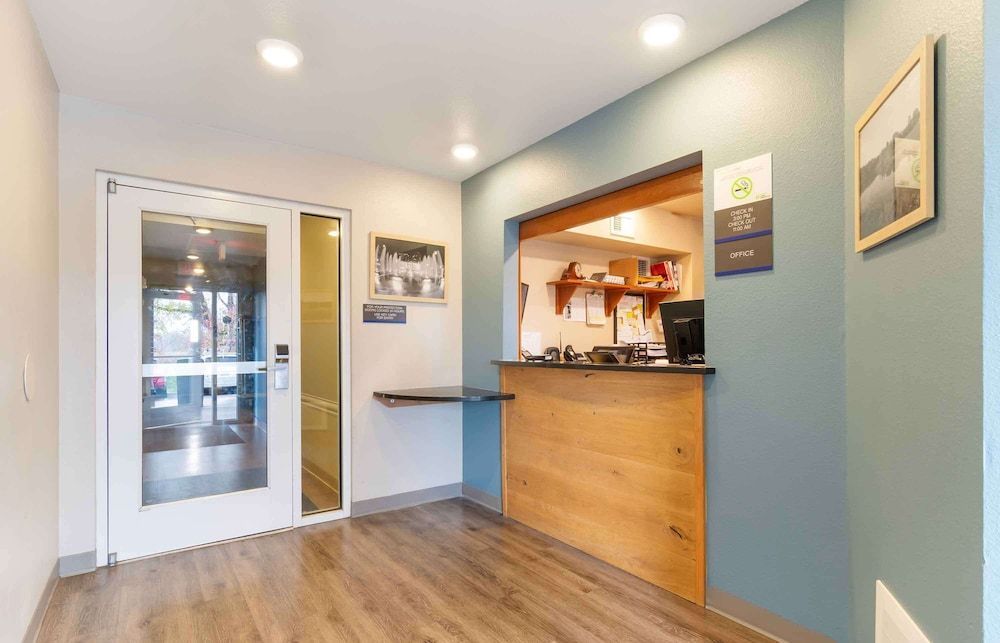 Extended Stay America Select Suites - Kansas City - Stadium 2