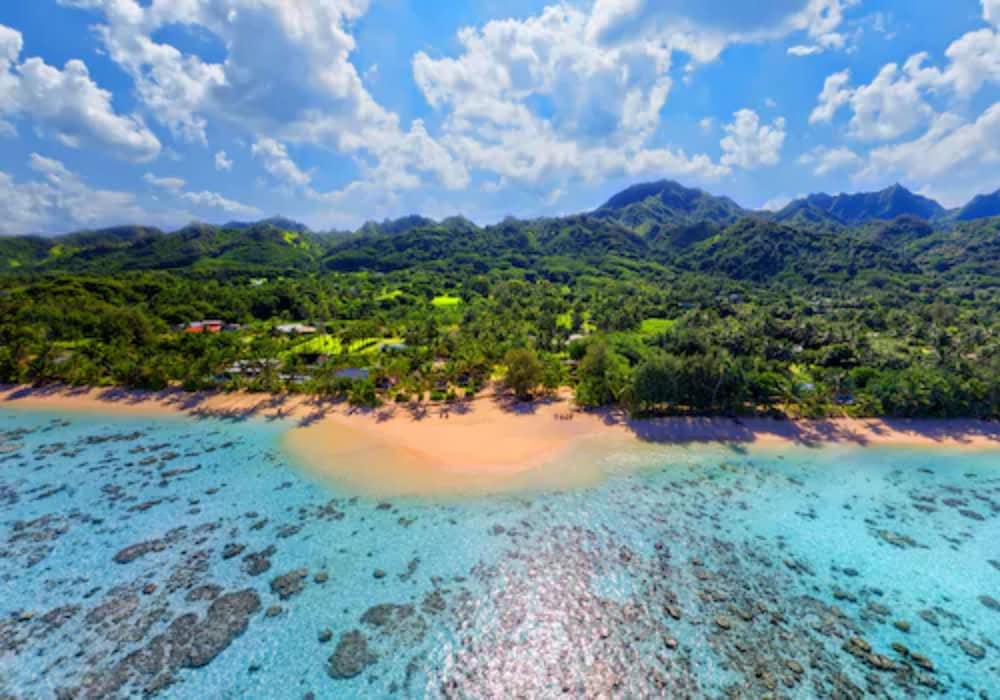 Paris - Rarotonga - Palm Grove - Rarotonga