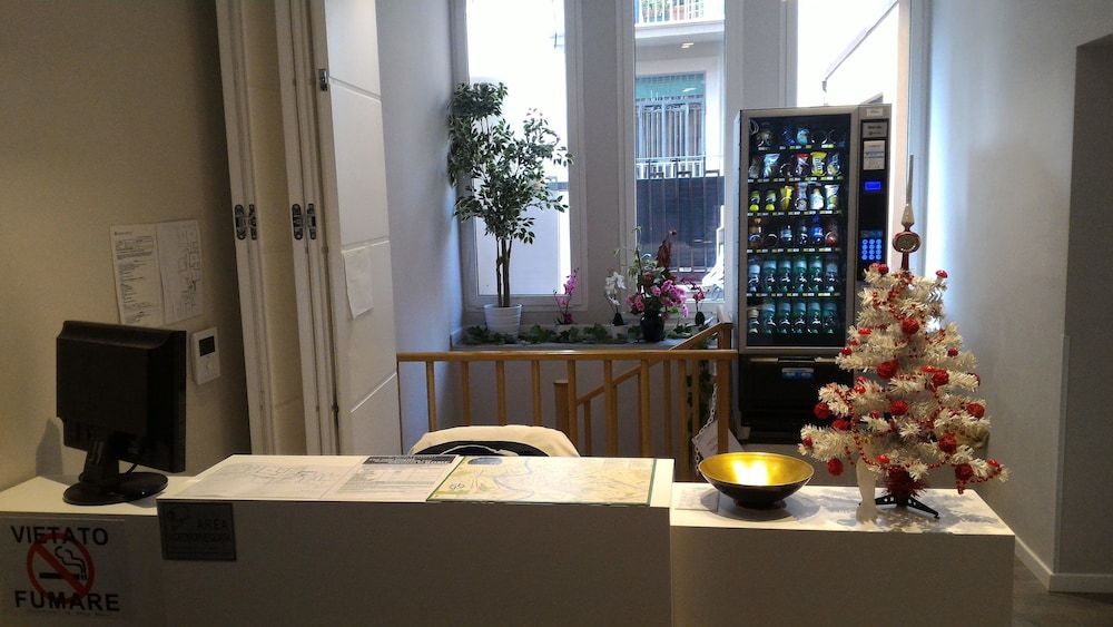 Dea Roma Inn 2