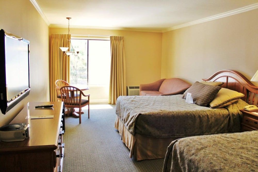 Columbus Inn 2