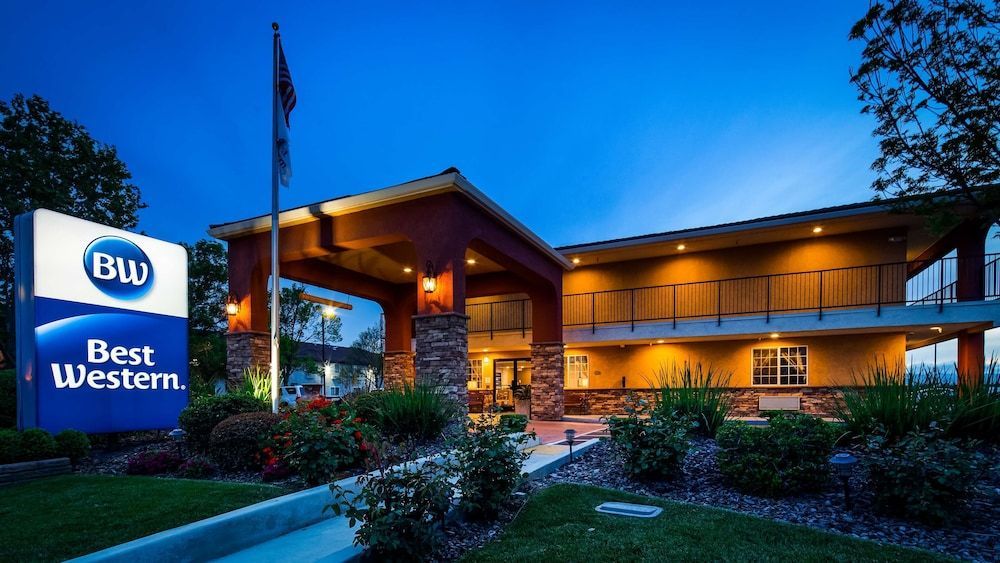 Best Western Willows Inn 1