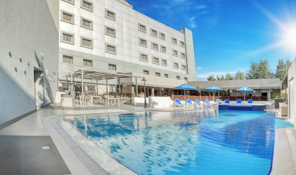 Geneva Hotel 1
