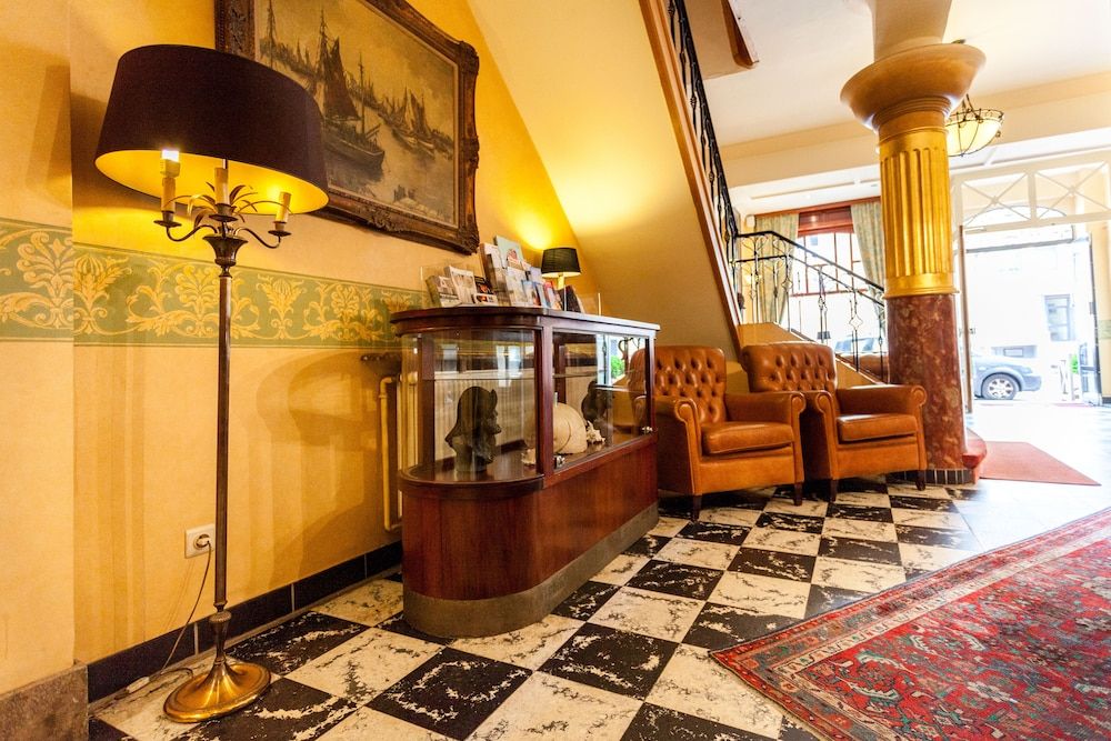 Avenue Hotel by F-Hotels 2