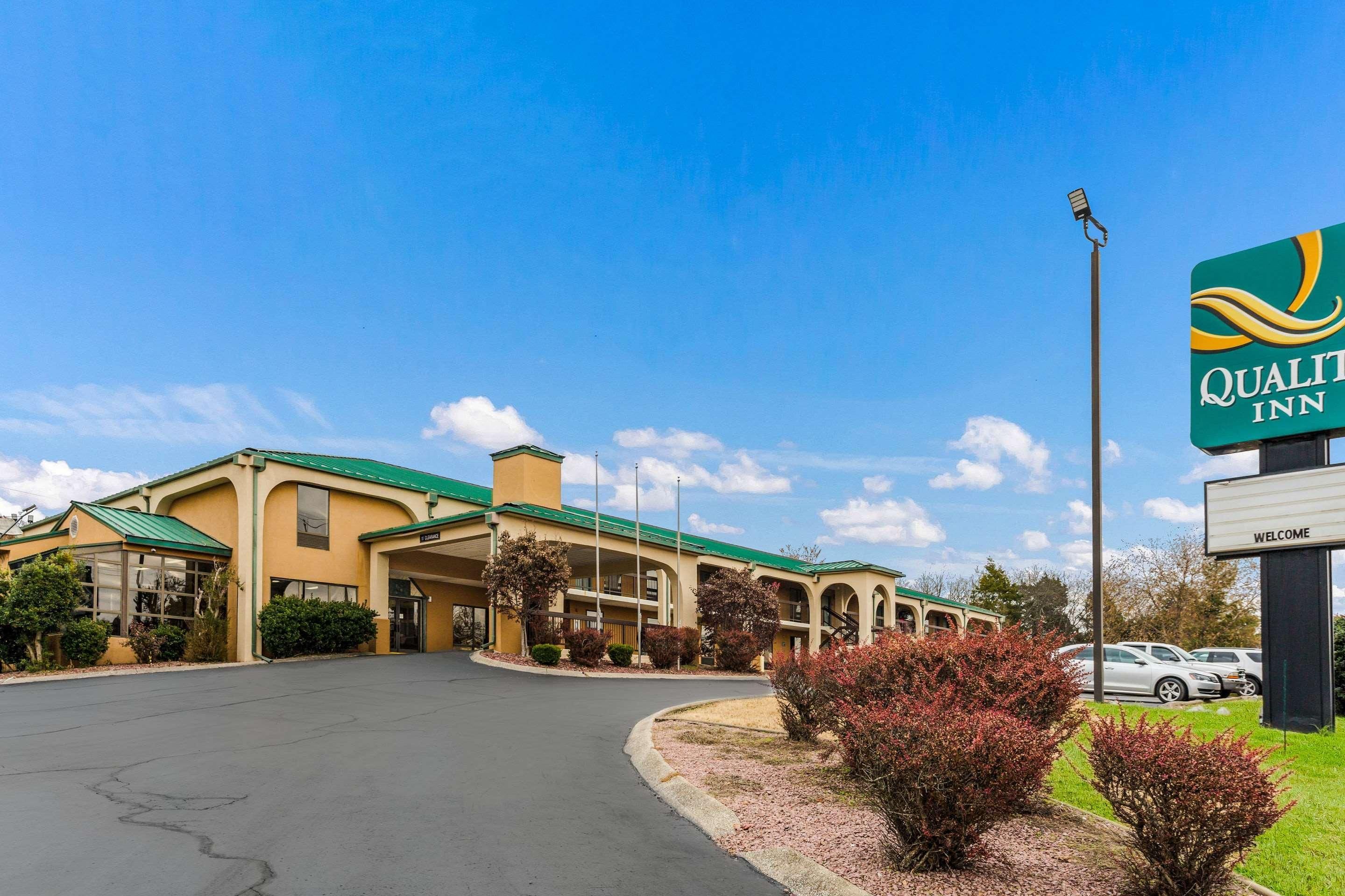 Quality Inn Russellville 2