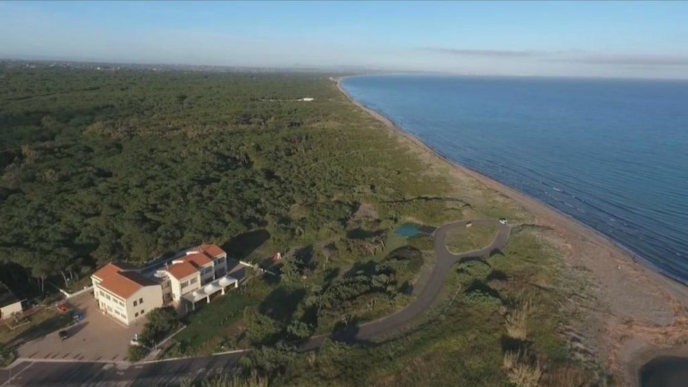 Bellamarina Resort 1