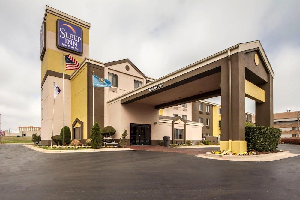 Sleep Inn & Suites Tulsa Central I-44 1