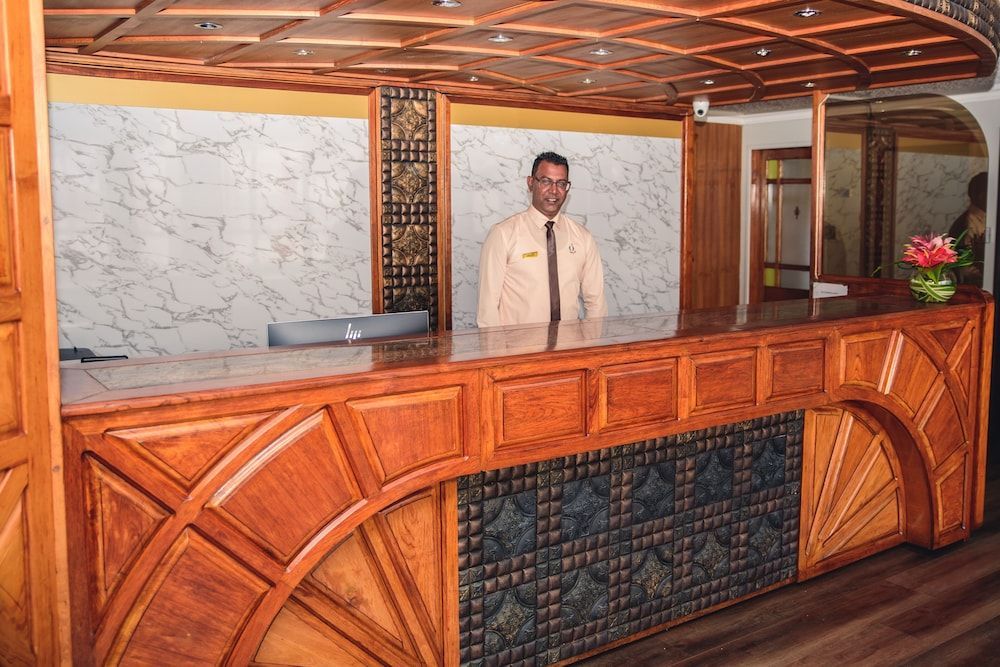Gold Crest Hotel 2