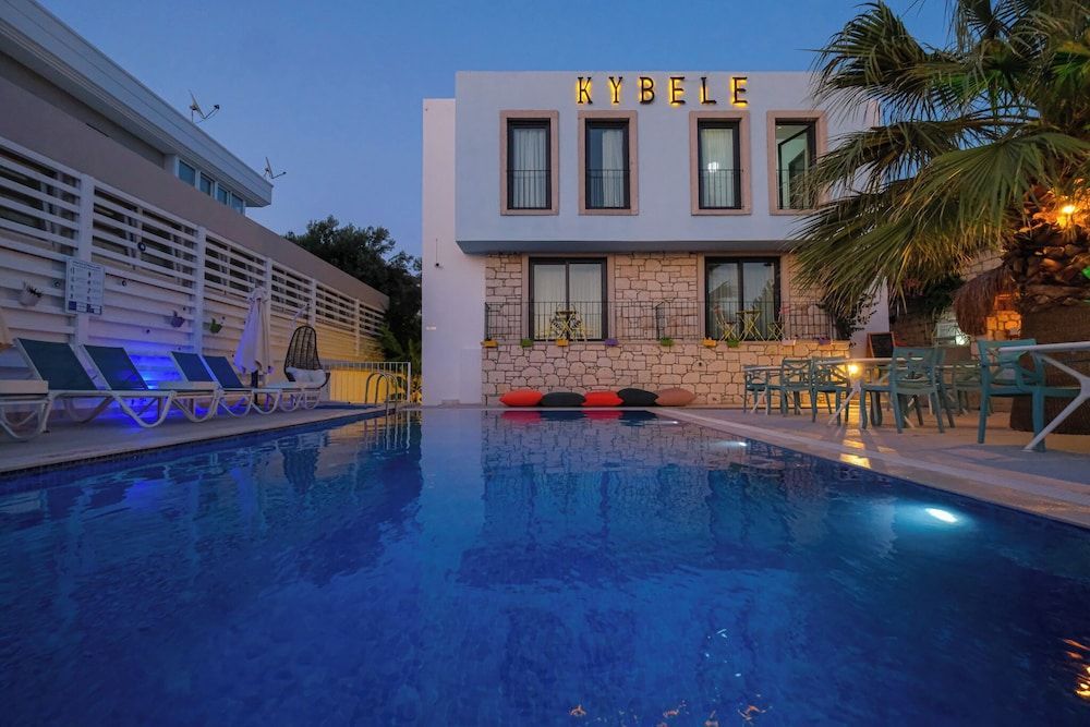 Kybele Alaçatı 1