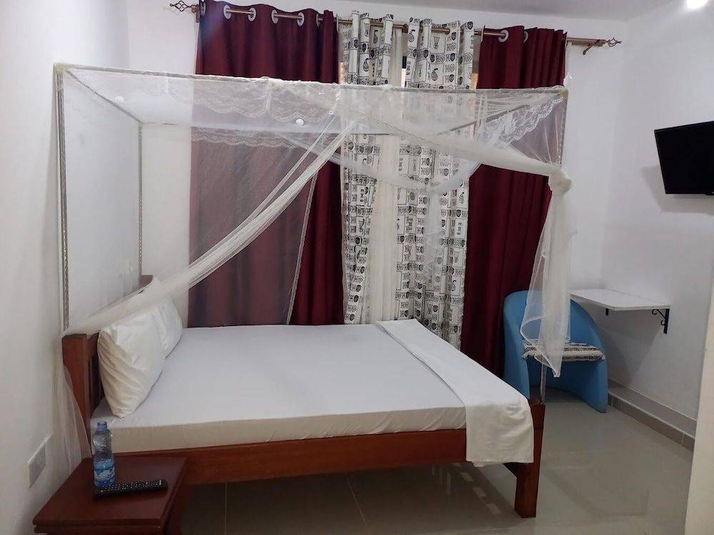 Paris - Bamburi - 6 Park Retreat Mtwapa - Bamburi