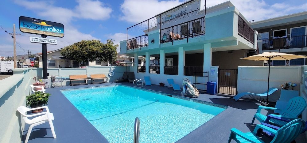 Beachwalker Inn & Suites 1