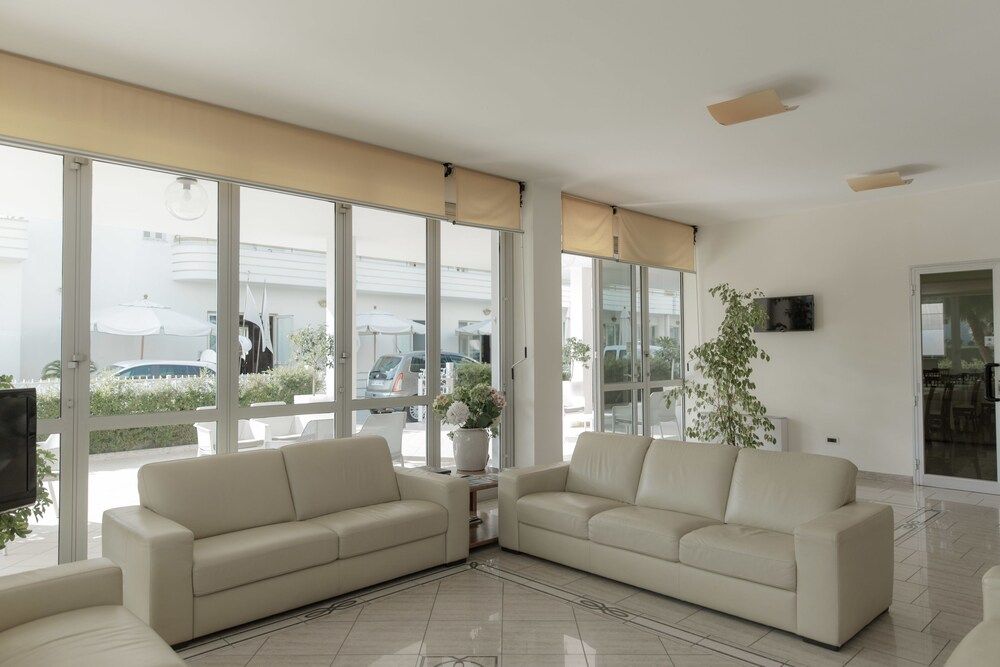 Hotel Caravel 2