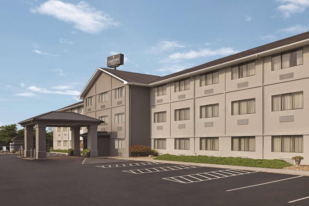 Country Inn & Suites by Radisson, Abingdon, VA 1
