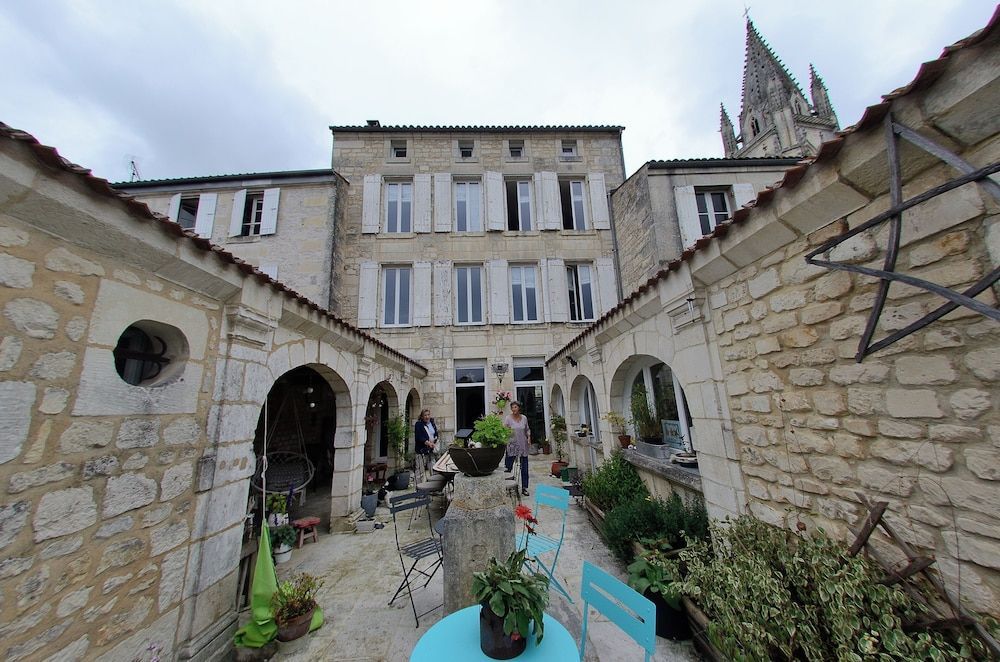 La Belle Etoile 1