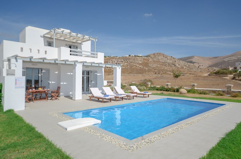 Natura Villas in Naxos 1