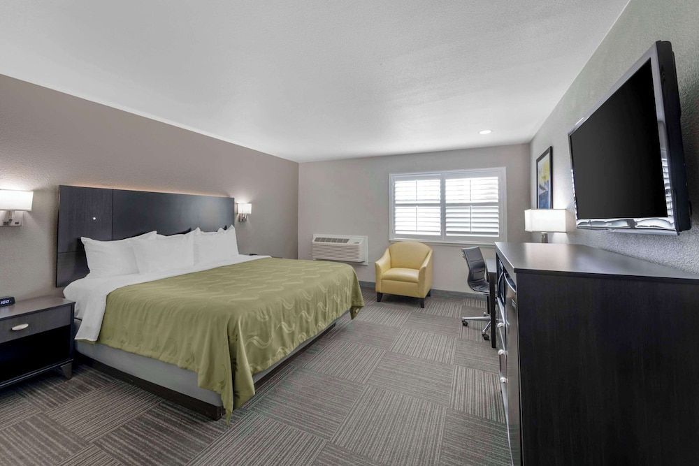 Quality Inn Kettleman City near Hwy 41 1