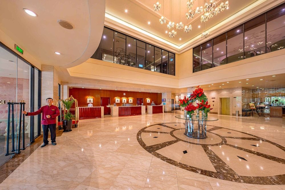 Saigon Prince Hotel 2