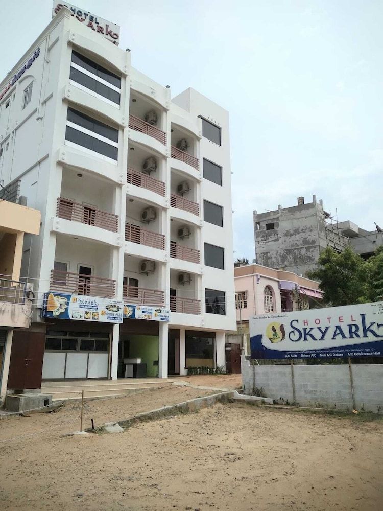 Hotel Skyark 1