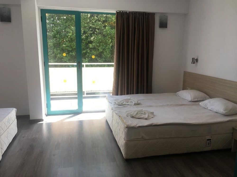 Largo Hotel 1