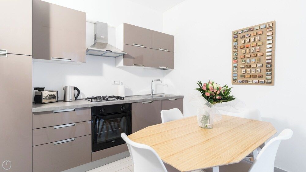 Italianway - Corso Cavallotti 223 1