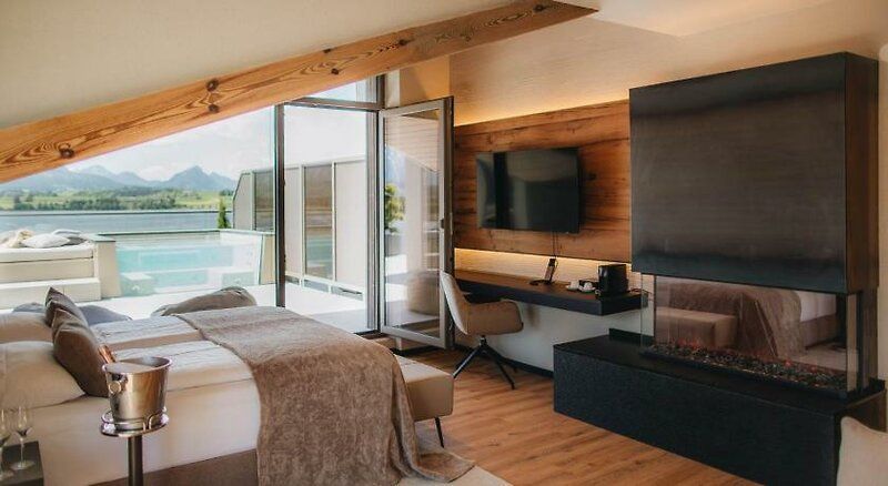 Hotel am Hopfensee 2