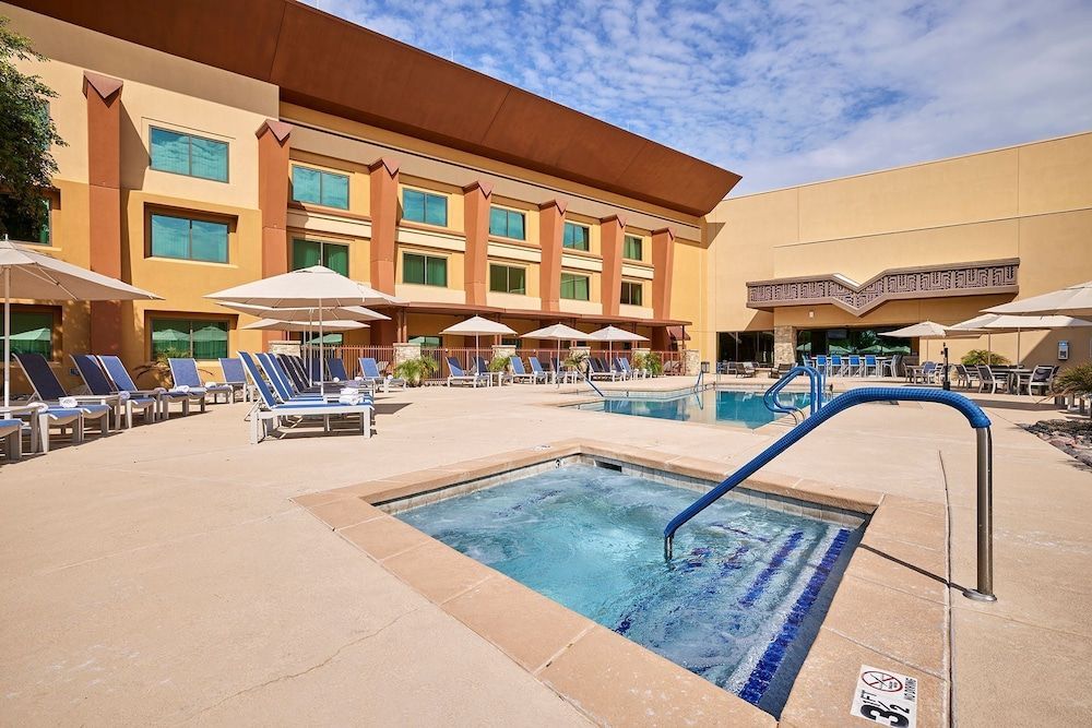 Vee Quiva Hotel & Casino 1