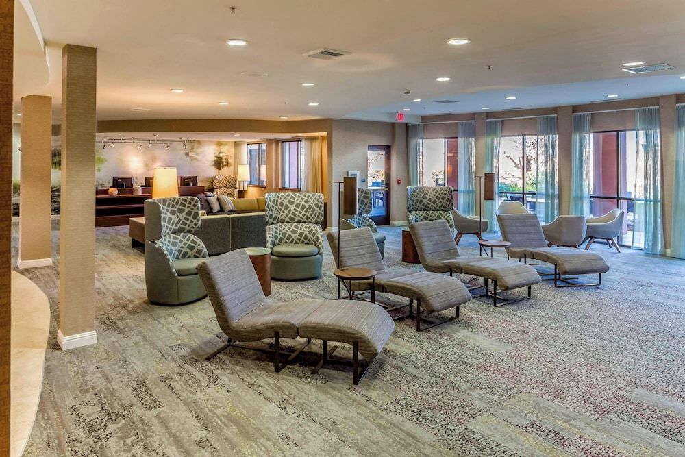 Courtyard by Marriott Roseville Galleria Mall/Creekside Ridge Drive 2