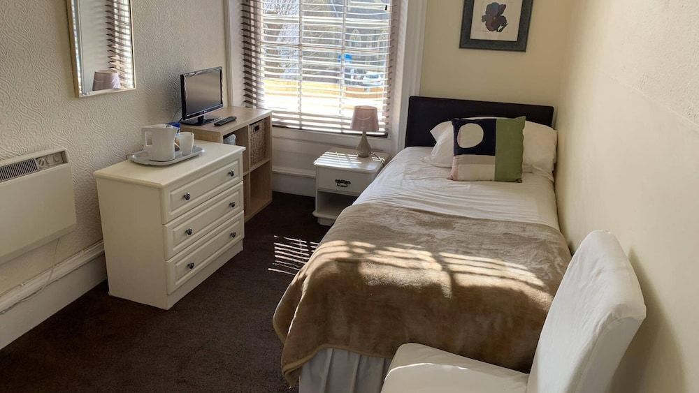 Alister Guest House 2
