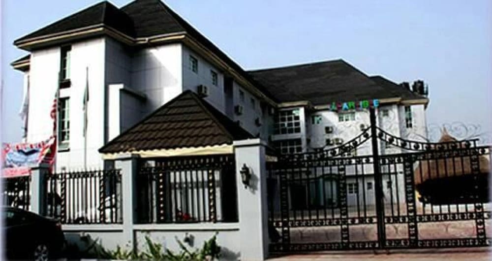 Carlisle Hotel 1