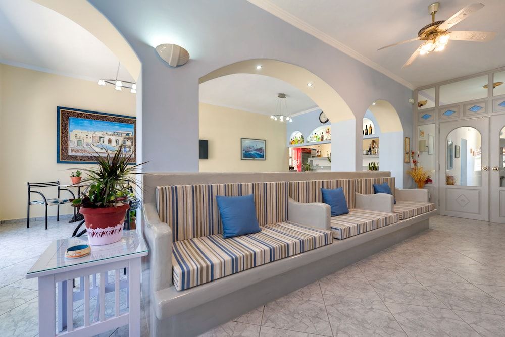 Akis Hotel 2
