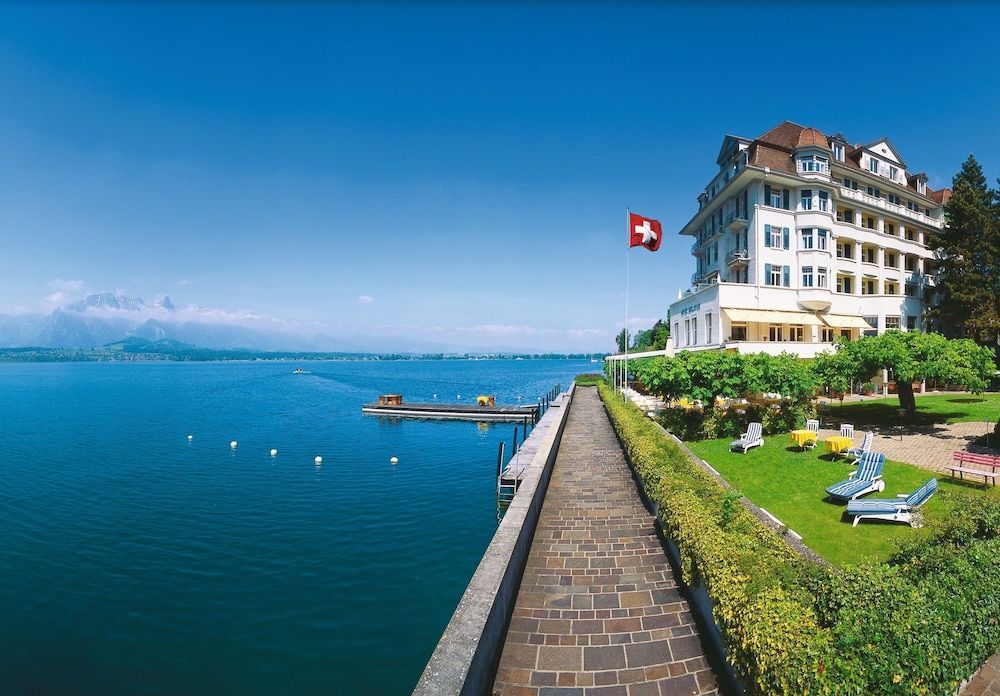 Hotel Restaurant Bellevue au Lac 1