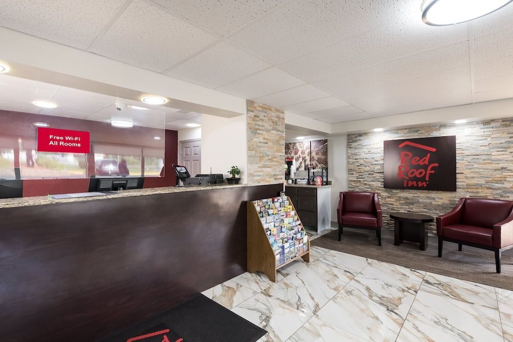 Red Roof Inn Lenoir 1
