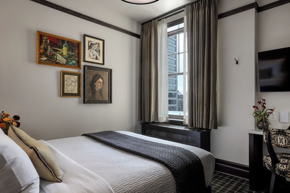The Avery Hotel 2