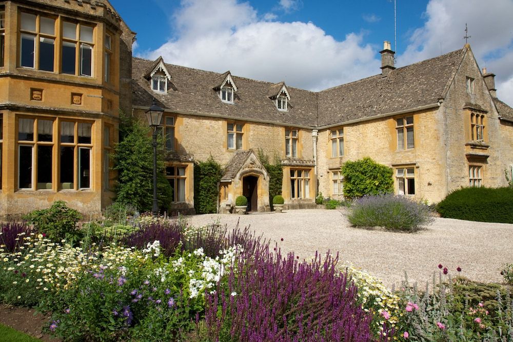 Lords Of The Manor 1