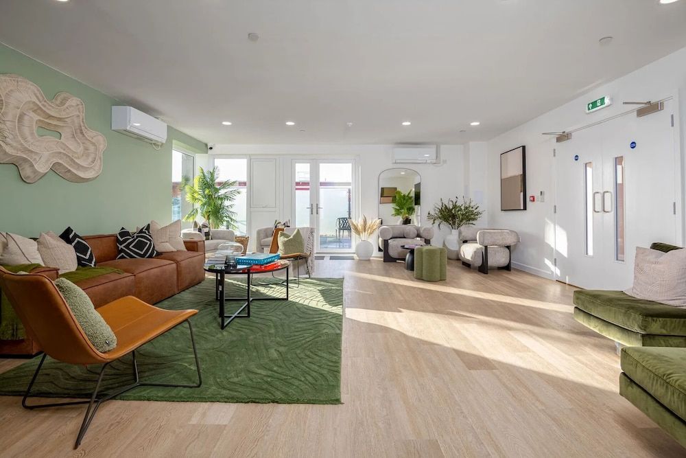 Roomspace Apartments - Walton Court 2