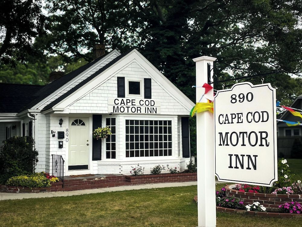Cape Cod Motor Inn 1