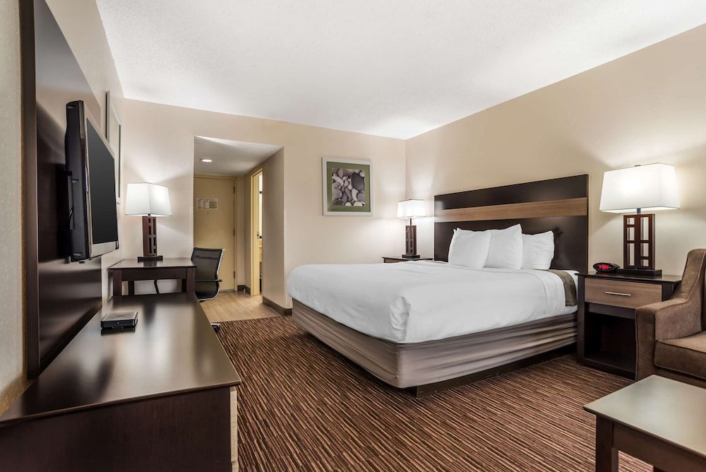 Best Western Oak Manor 1