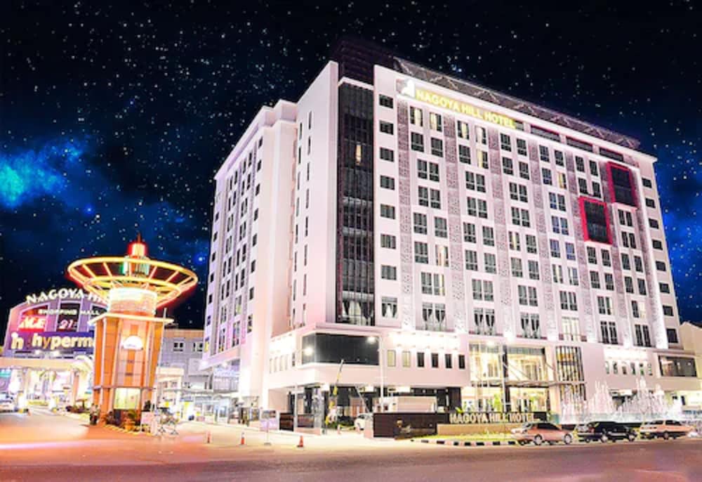 Nagoya Hill Hotel Batam 1