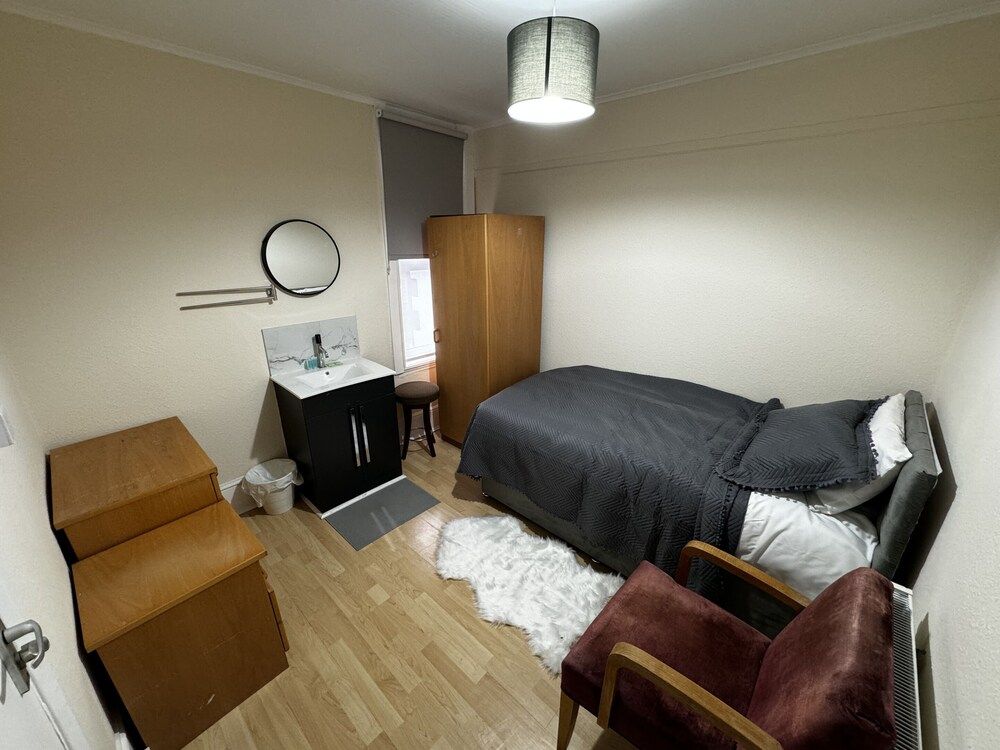 Sterling House B&B Heathrow 2