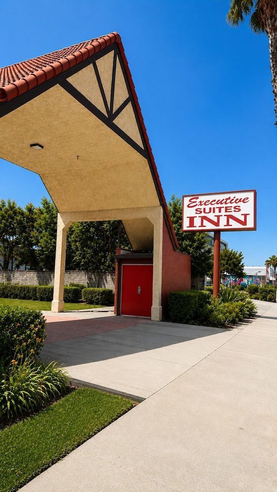 Executive Suites Inn 1
