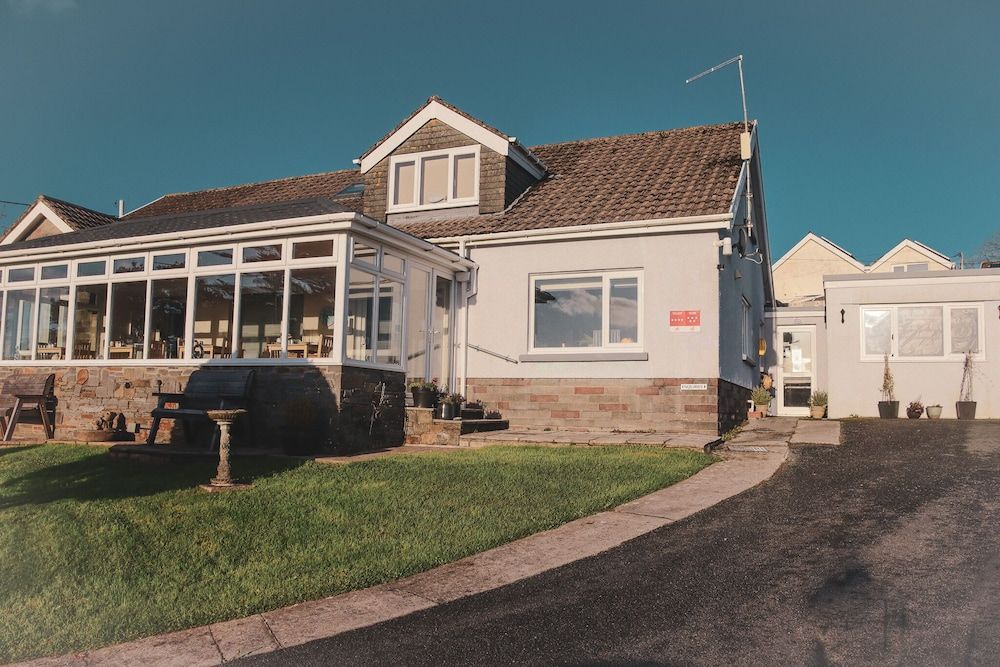 Pinewood B&B 2