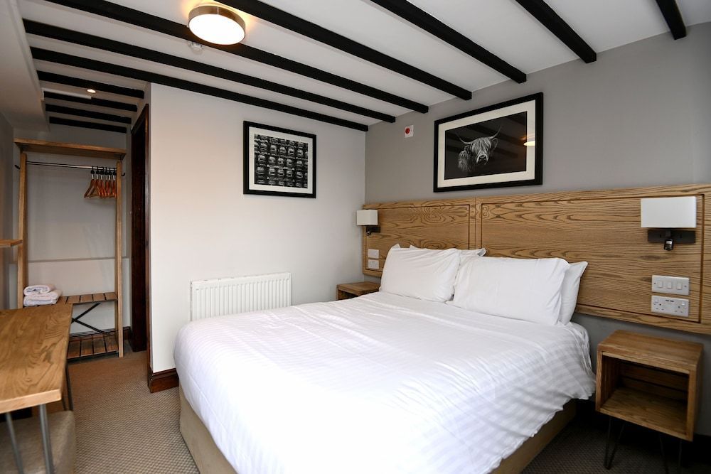 Swan, Thatcham by Marston's Inns 2
