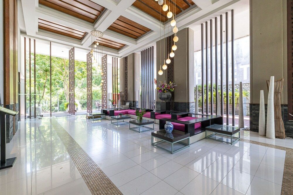 Phuket Moonlit Bay Seaview Resort & Spa 2