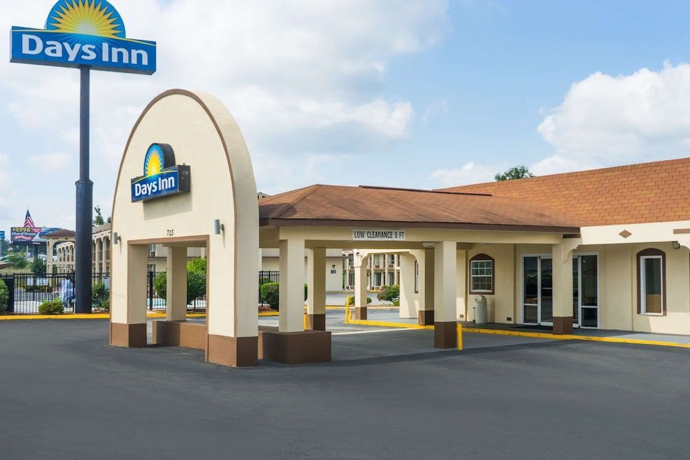 Days Inn by Wyndham Statesville 1